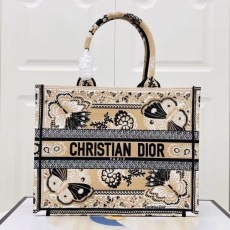 Christian Dior Shopping Bags